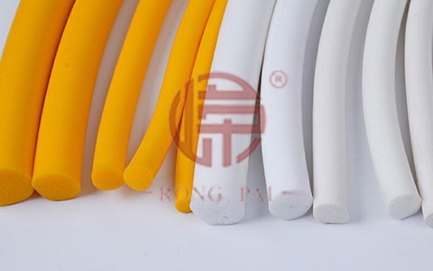 硅膠密封條在高溫的情況還能保持密封嗎？-常州嶸牌橡塑制品有限公司